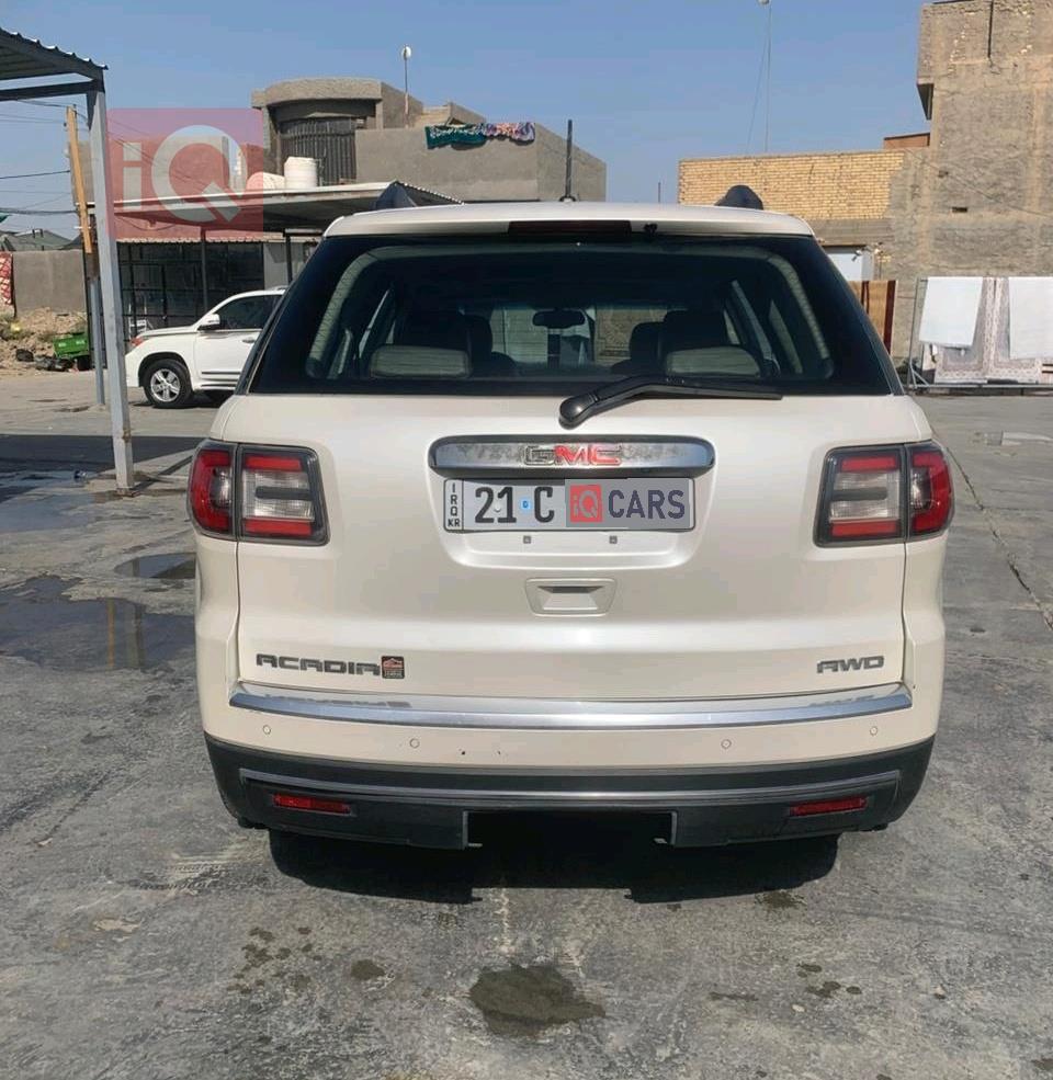 جی ئێم سی ئەکادیا